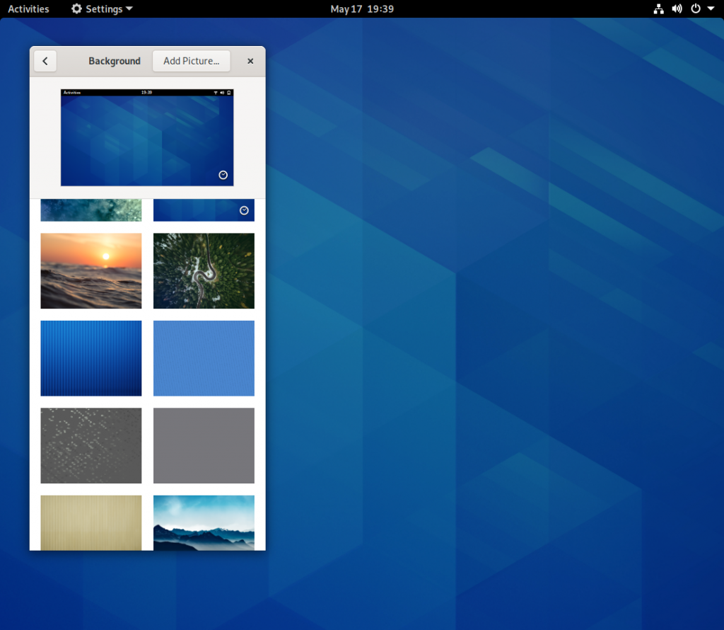 Screen shot of PureOS 10 desktop